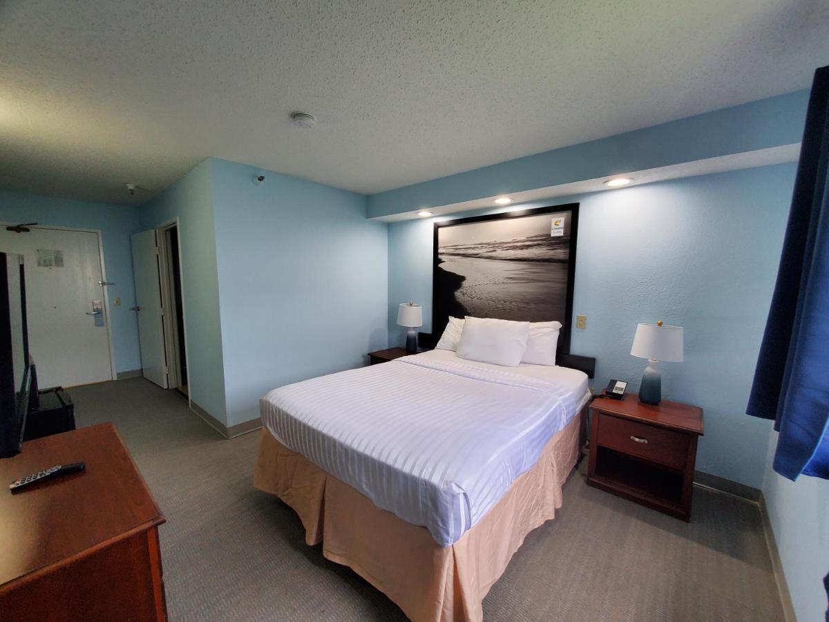 Coastal Inn & Suites Wilmington Exterior photo